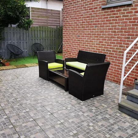 Studio Equipe Brussels Sint-Pieters-Leeuw ภายนอก รูปภาพ