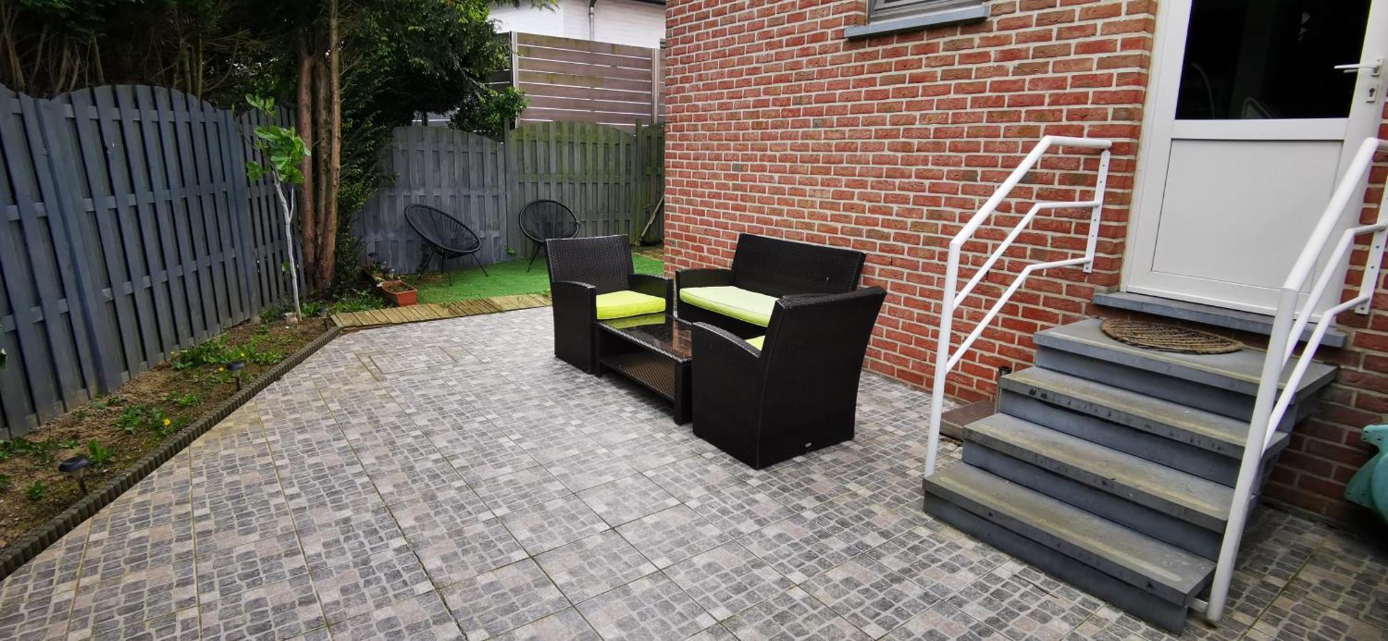Studio Equipe Brussels Sint-Pieters-Leeuw ภายนอก รูปภาพ